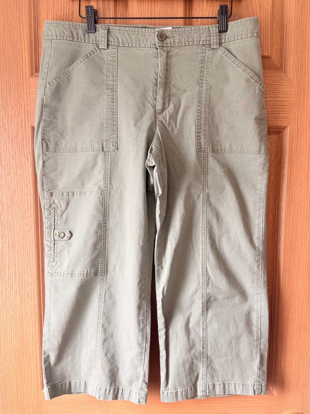 Dockers Olive Green Cargo Crop Pants